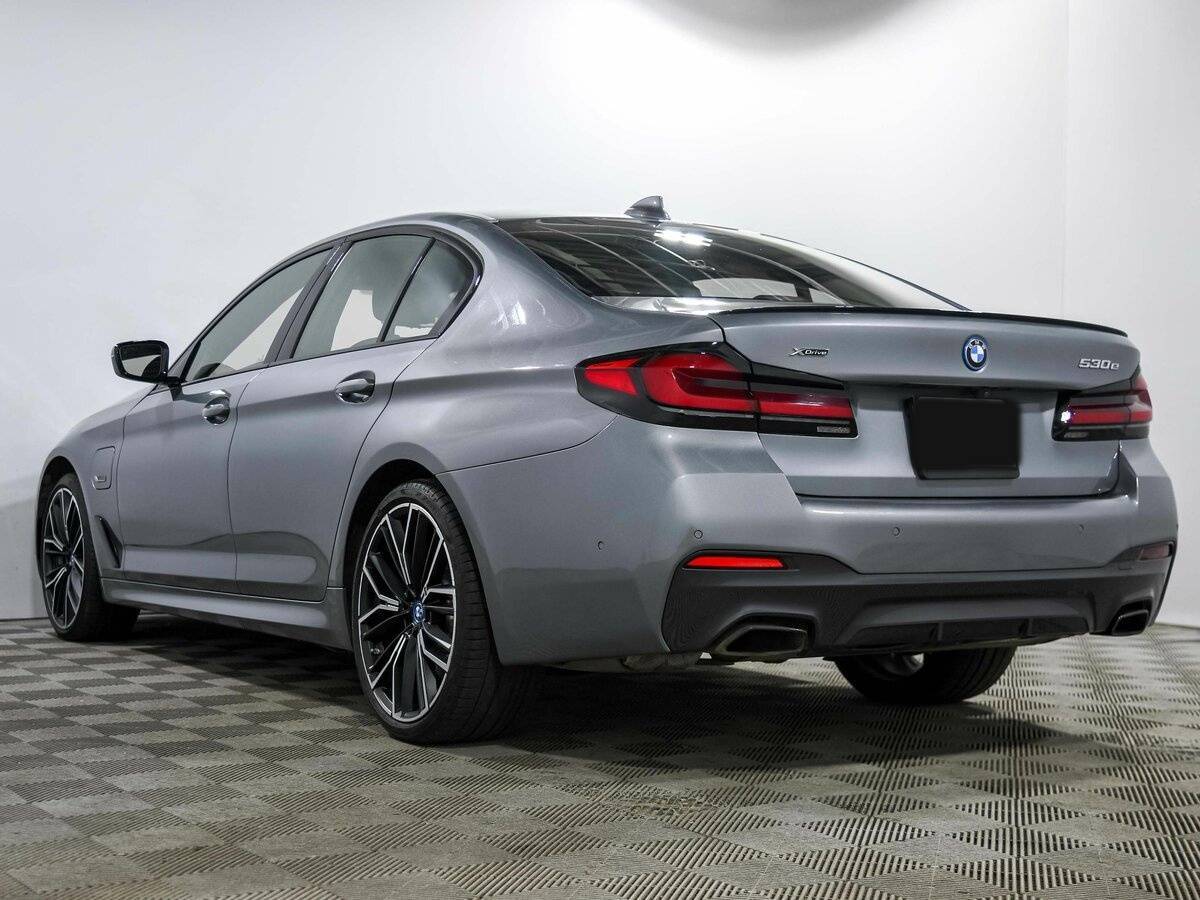 BMW 5 серии 530e xDrive, 2022 - 12 751 км. | Фото №5