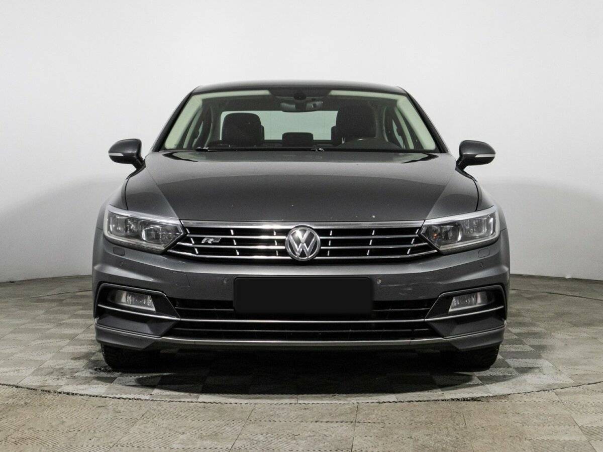 Volkswagen Passat, 2017 - 138 028 км. | Фото №2