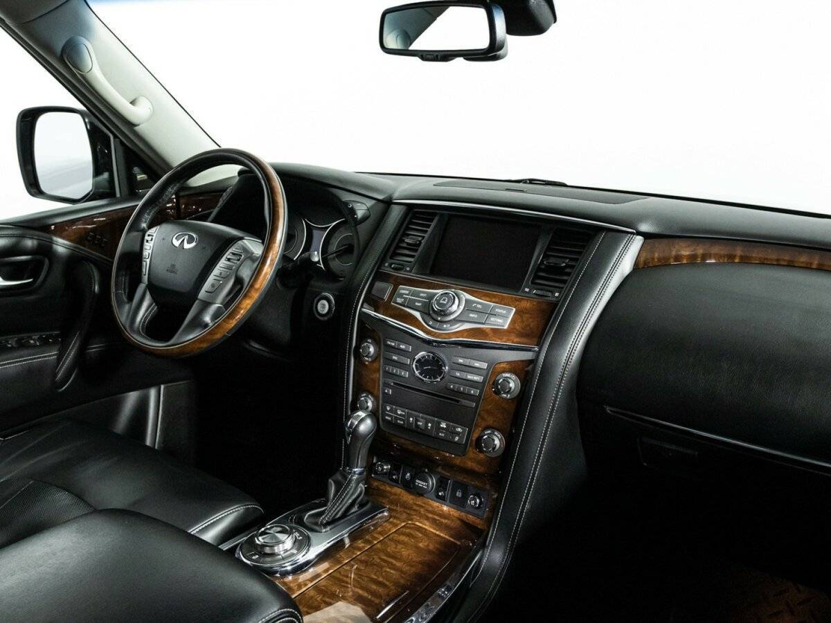 Infiniti QX80, 2017 Фото №7