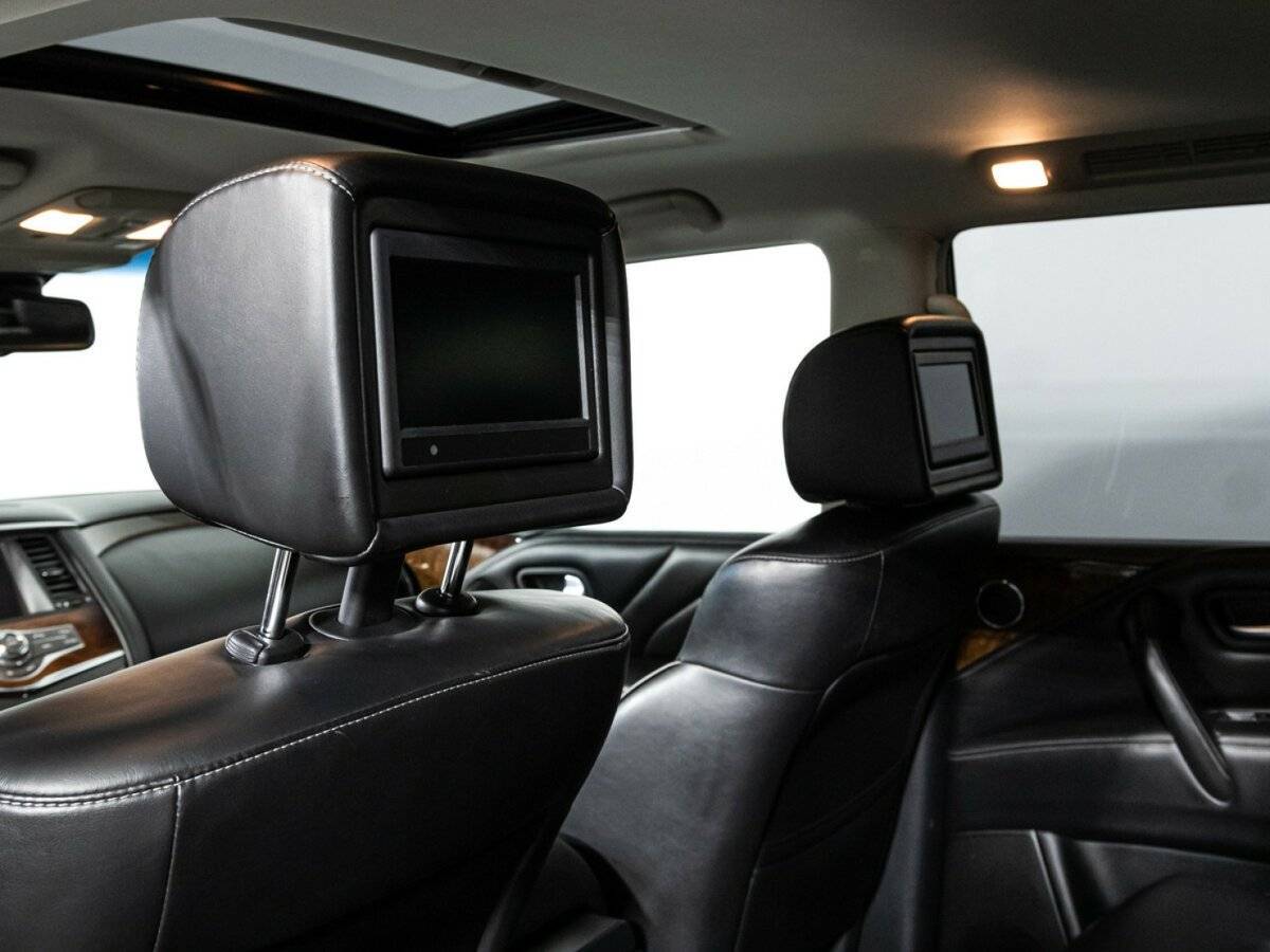 Infiniti QX80, 2017 Фото №17