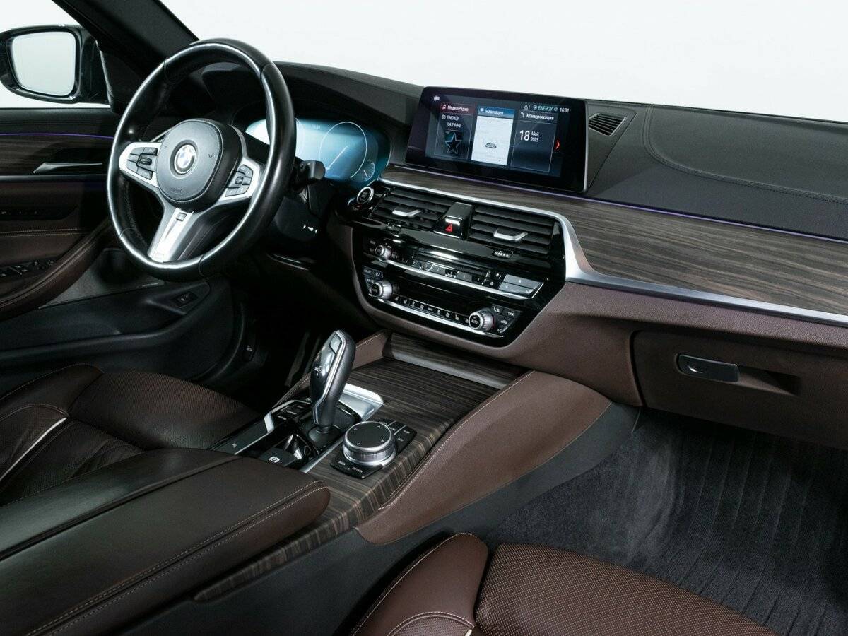 BMW 5 серии 530d xDrive, 2018 Фото №9