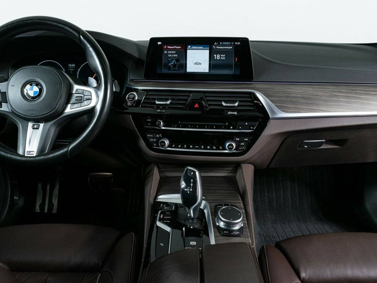 BMW 5 серии 530d xDrive, 2018 Фото №10