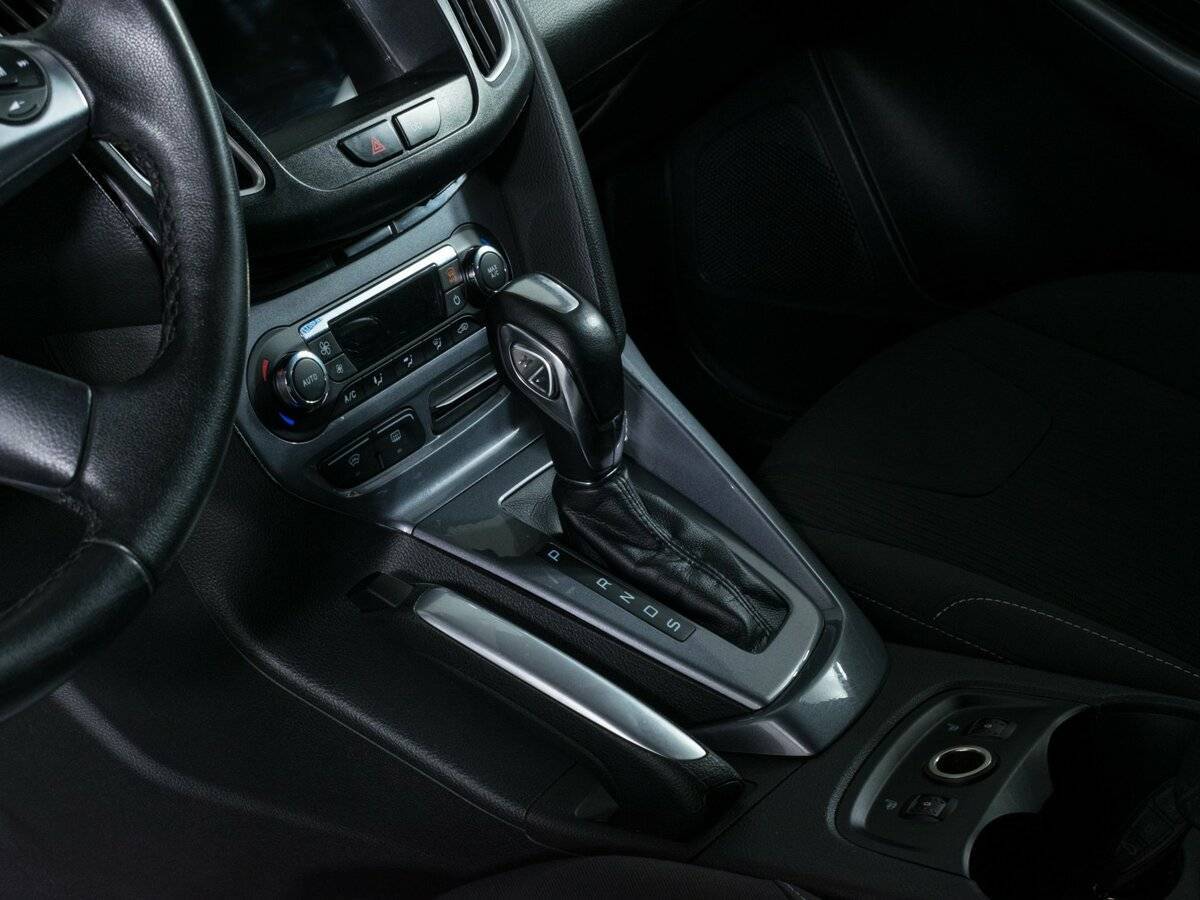 Ford Focus, 2011 Фото №13