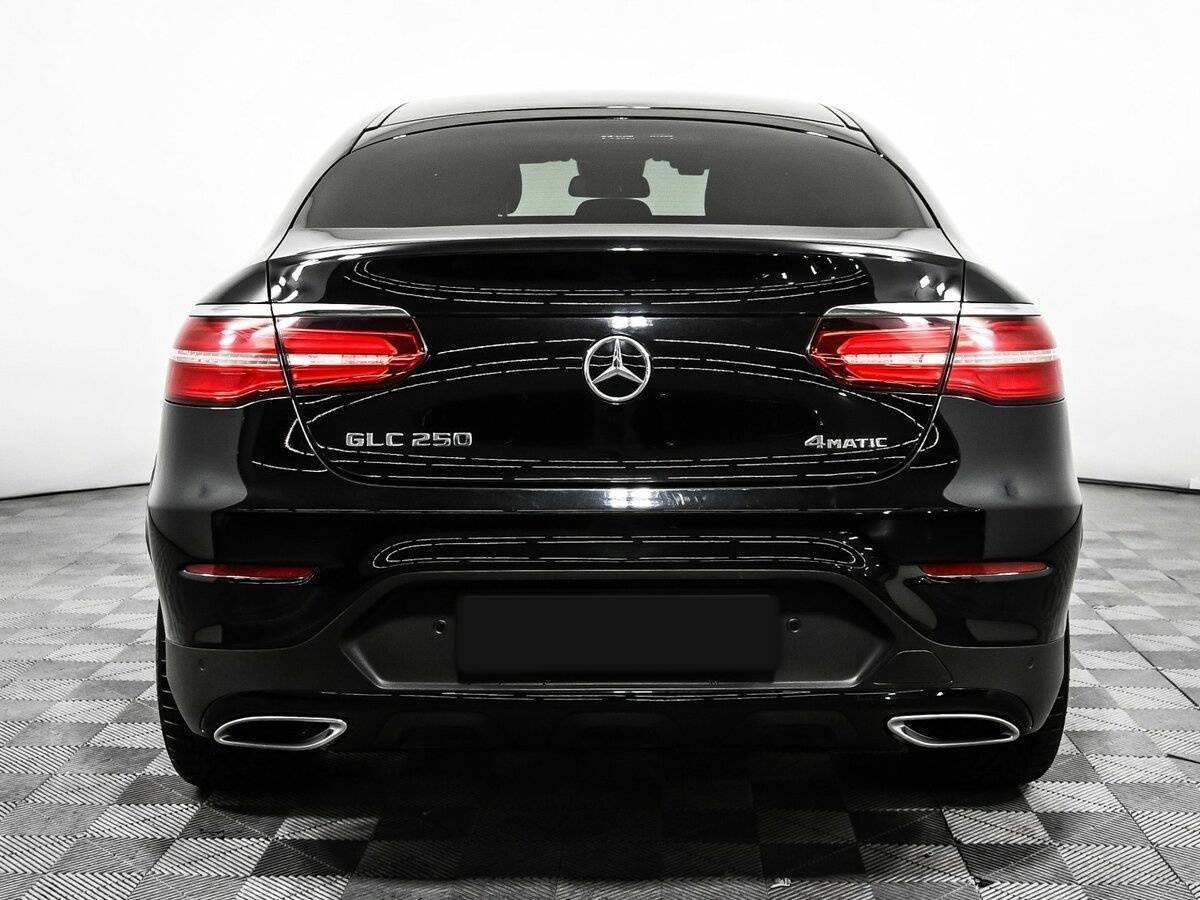 Mercedes-Benz GLC Coupe 250, 2017 Фото №6