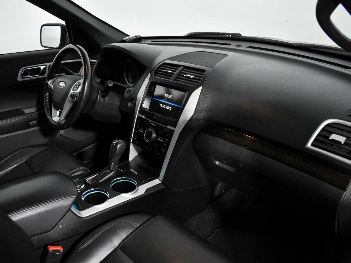 Ford Explorer, 2014 Фото №13