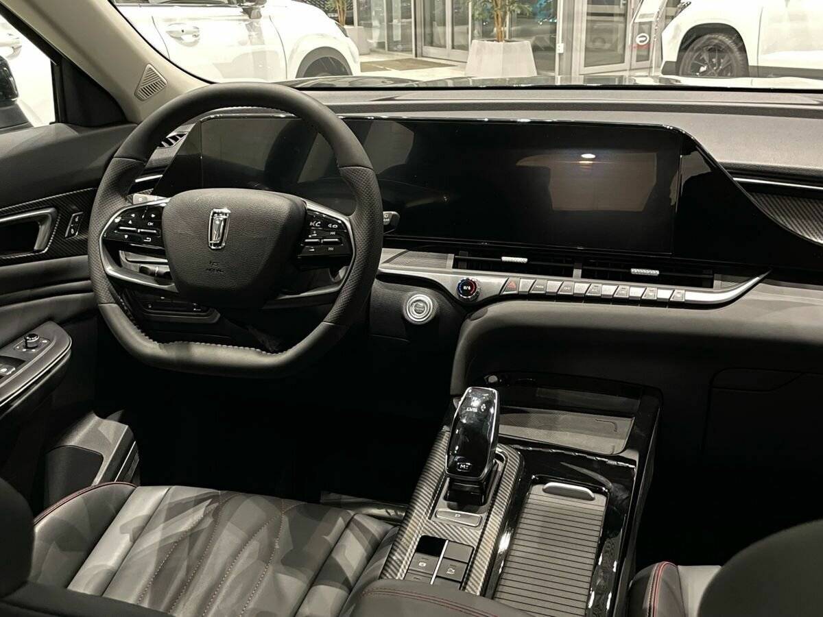 FAW Bestune T55, 2023 Фото №9