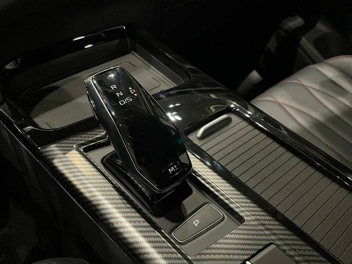 FAW Bestune T55, 2023 Фото №11