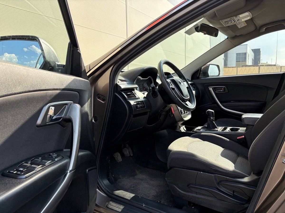 FAW Besturn X80, 2020 Фото №9