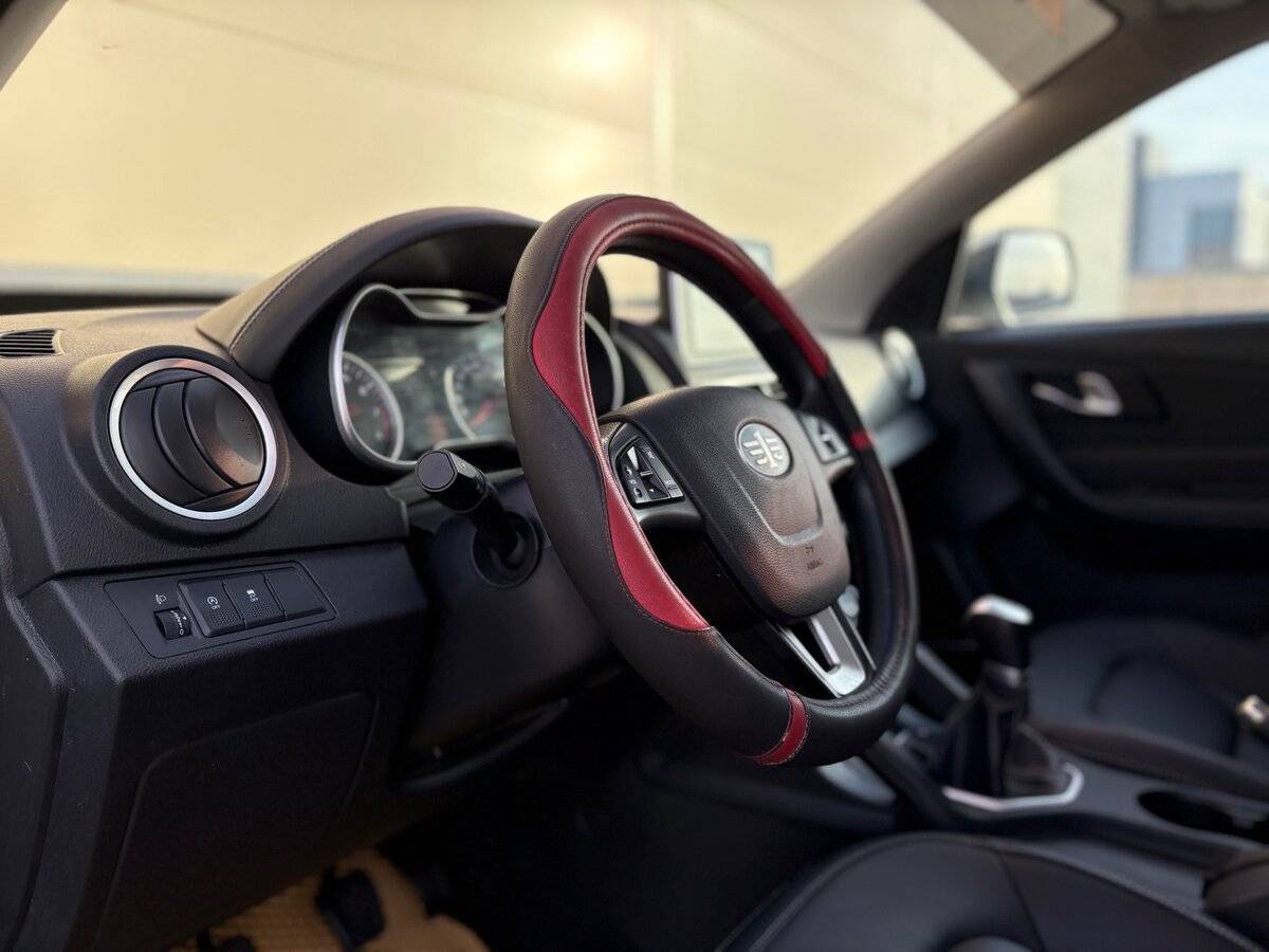 FAW Besturn X40, 2019 Фото №10