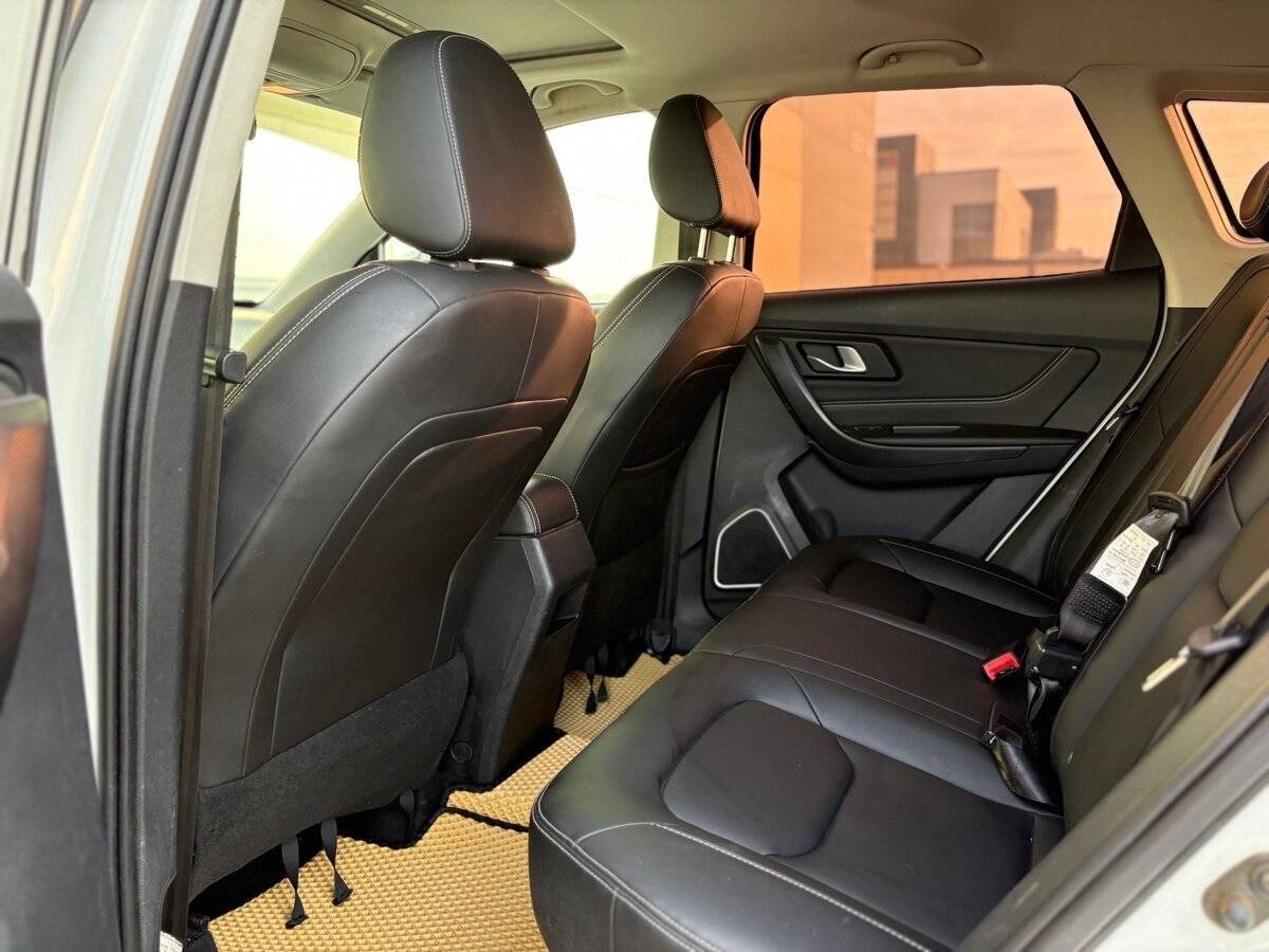 FAW Besturn X40, 2019 Фото №21