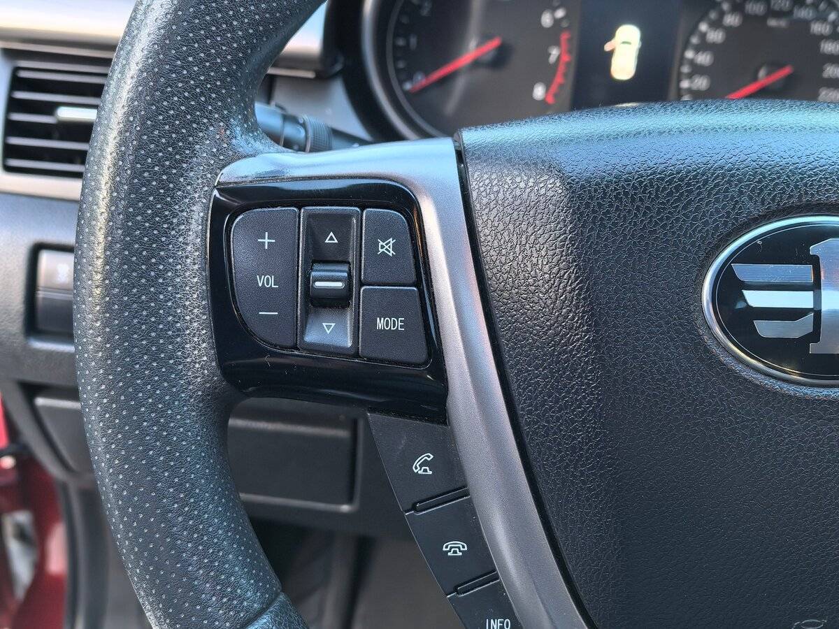 FAW Besturn X80, 2019 Фото №14