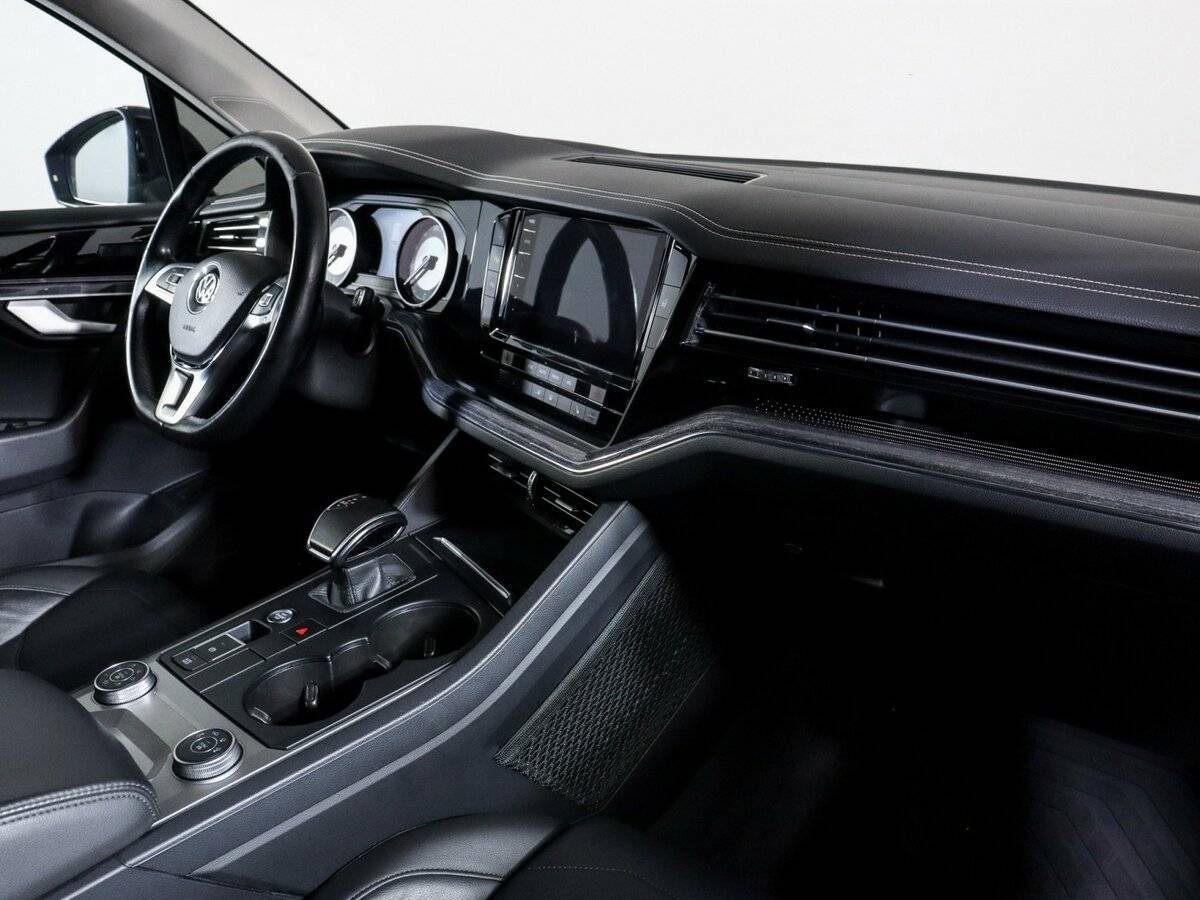 Volkswagen Touareg, 2018 - 229 320 км. | Фото №4