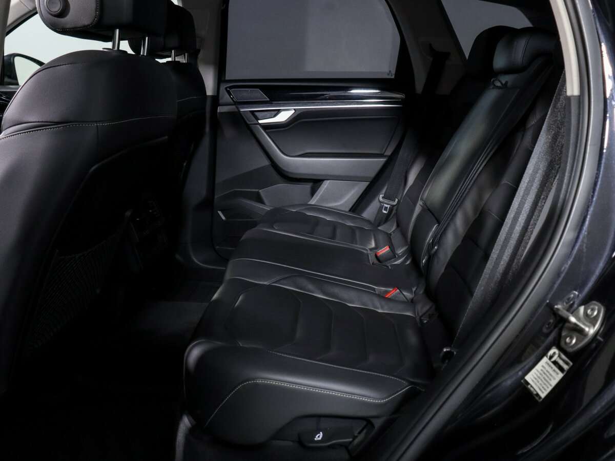 Volkswagen Touareg, 2018 - 229 320 км. | Фото №5