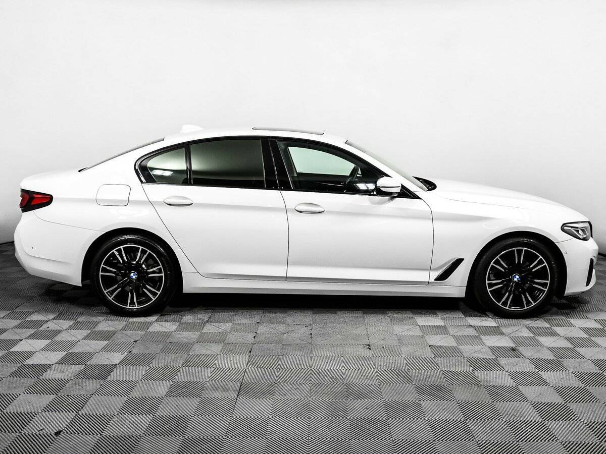 BMW 5 серии 520i, 2022 - 20 188 км. | Фото №4
