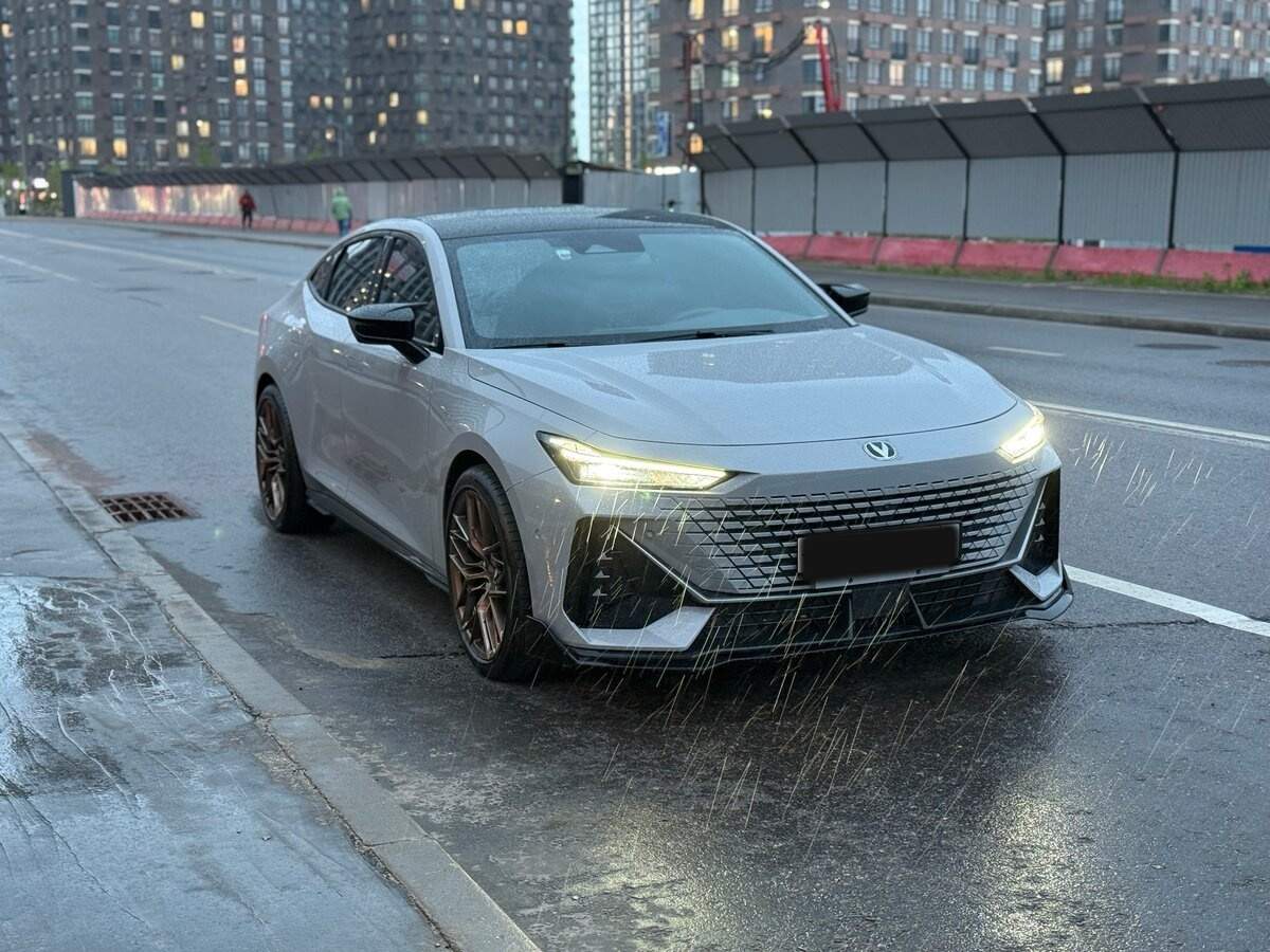 Changan UNI-V, 2024 Фото №7