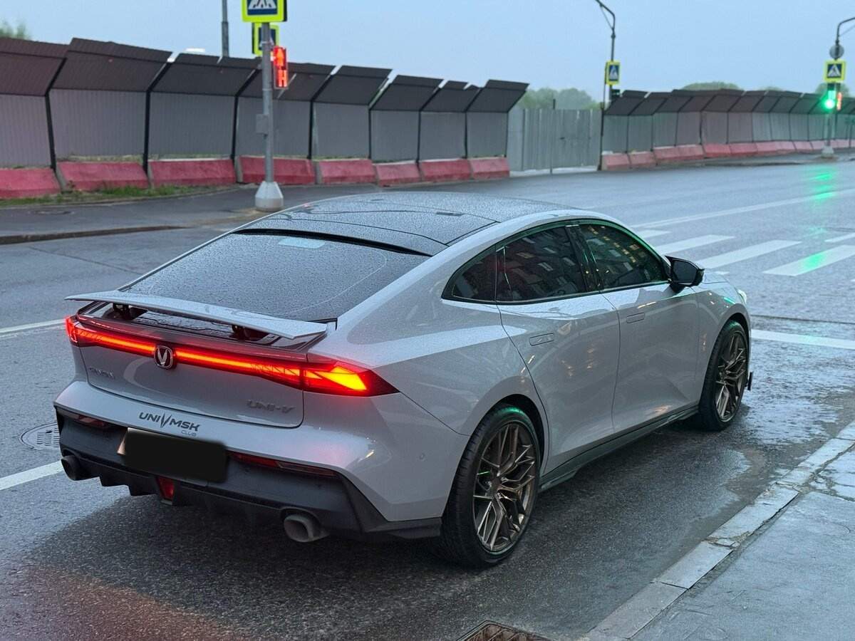 Changan UNI-V, 2024 Фото №9