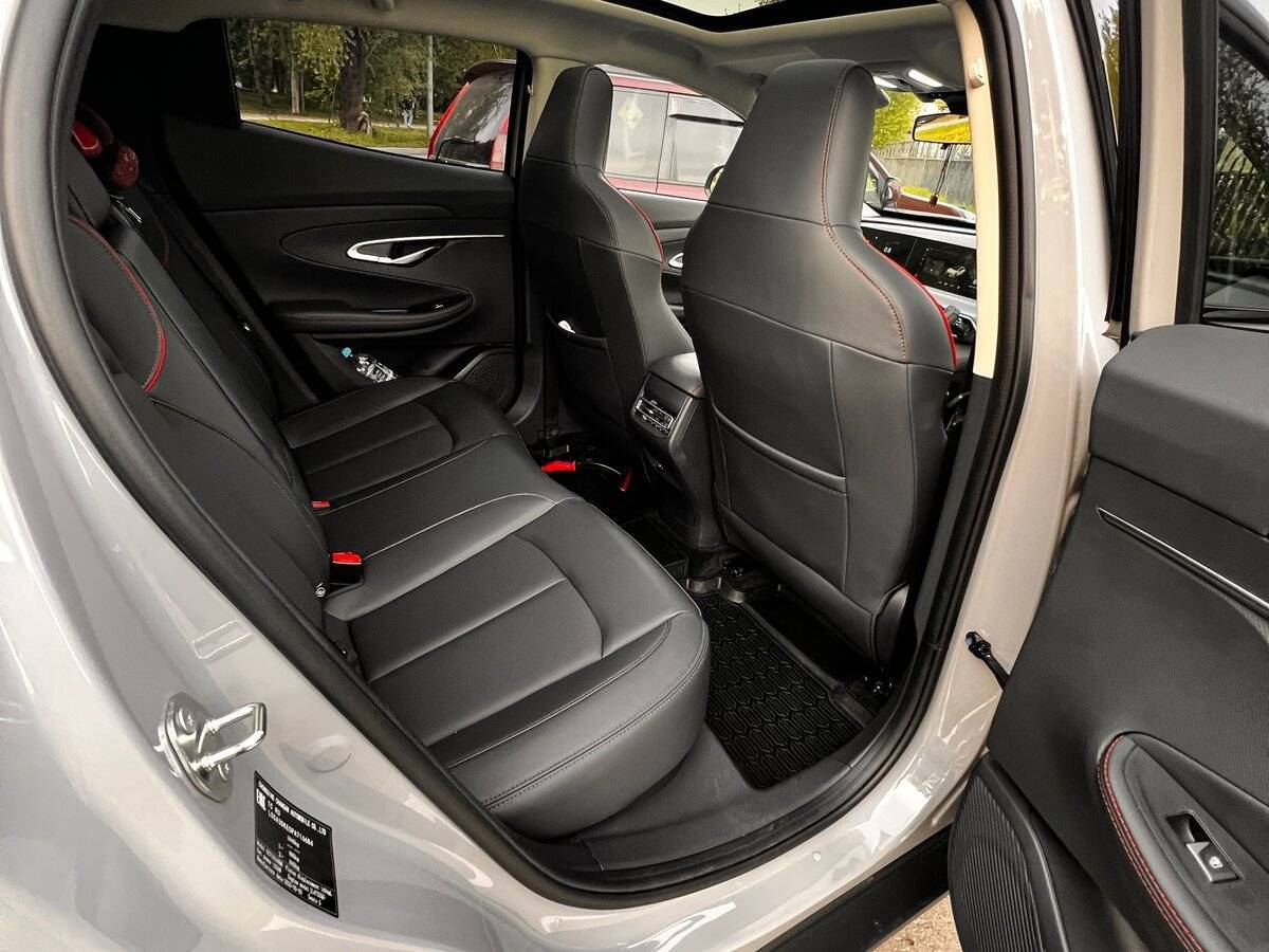 Changan UNI-T, 2023 Фото №13