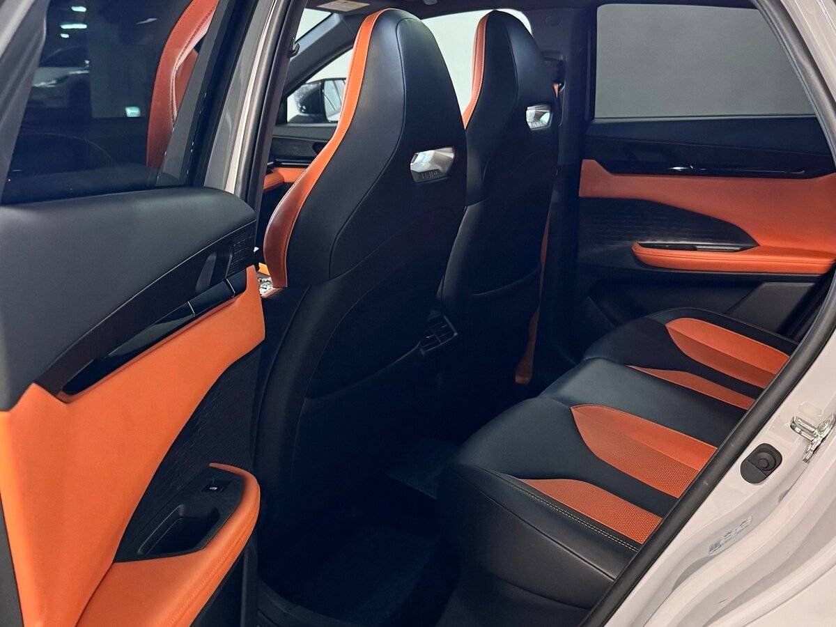 Changan UNI-V, 2024 Фото №10