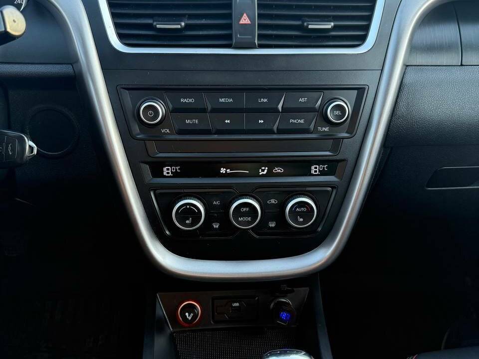 FAW Besturn X80, 2019 Фото №14