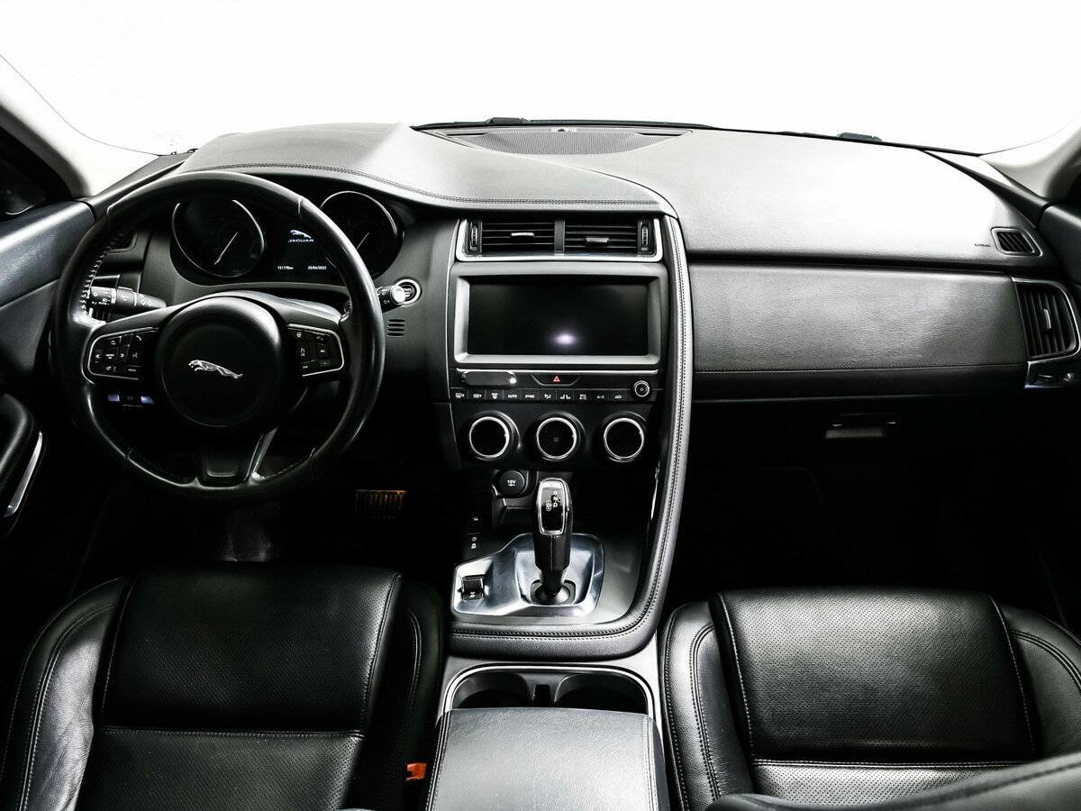 Jaguar E-Pace, 2018 Фото №11