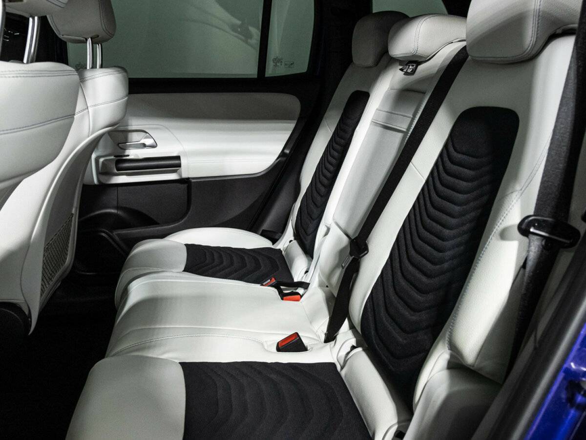 Mercedes-Benz GLB 200, 2020 Фото №10