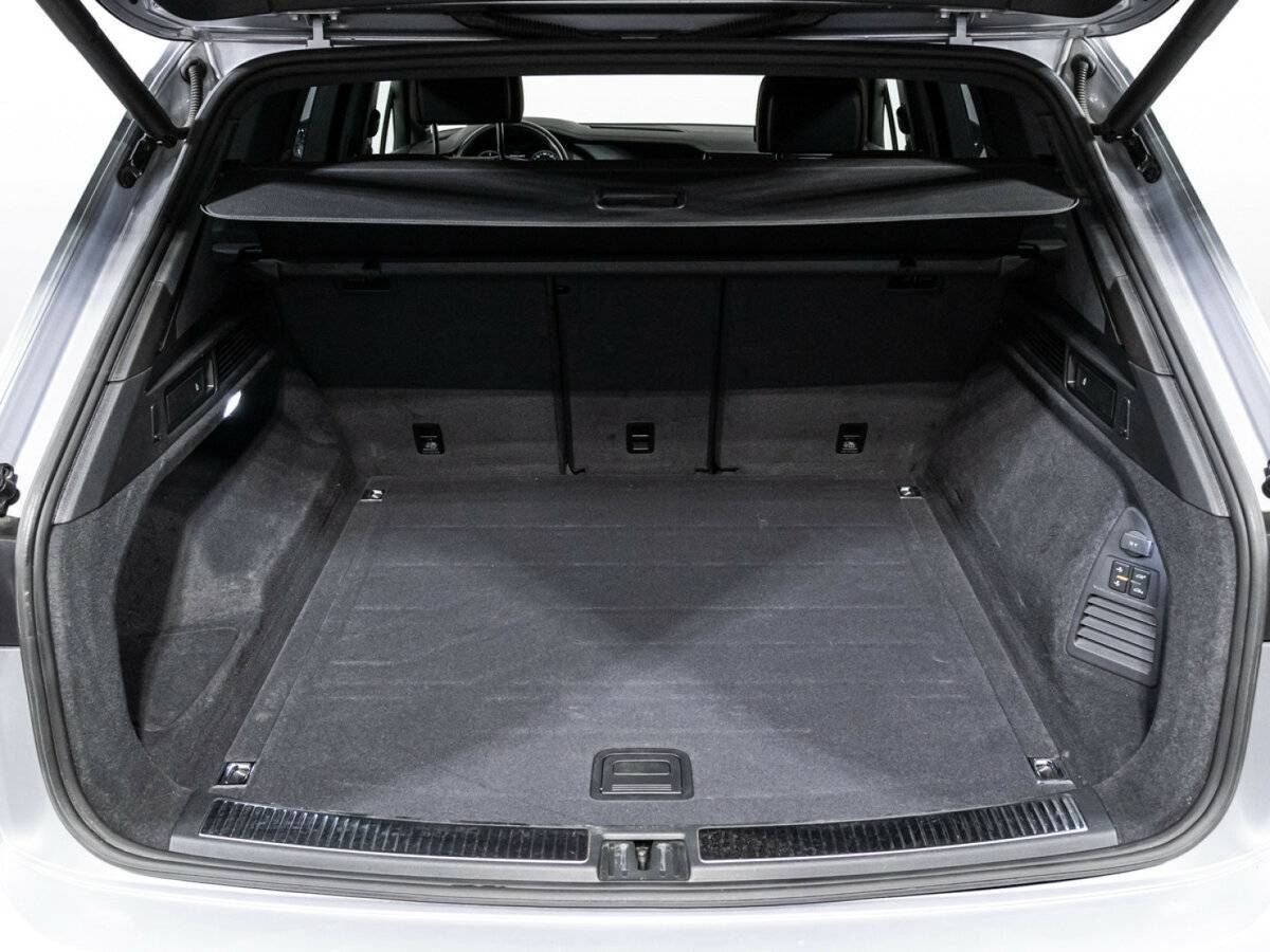 Volkswagen Touareg, 2020 Фото №15