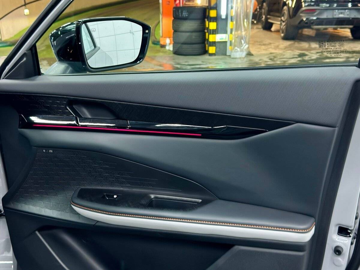 Changan UNI-V, 2024 Фото №13