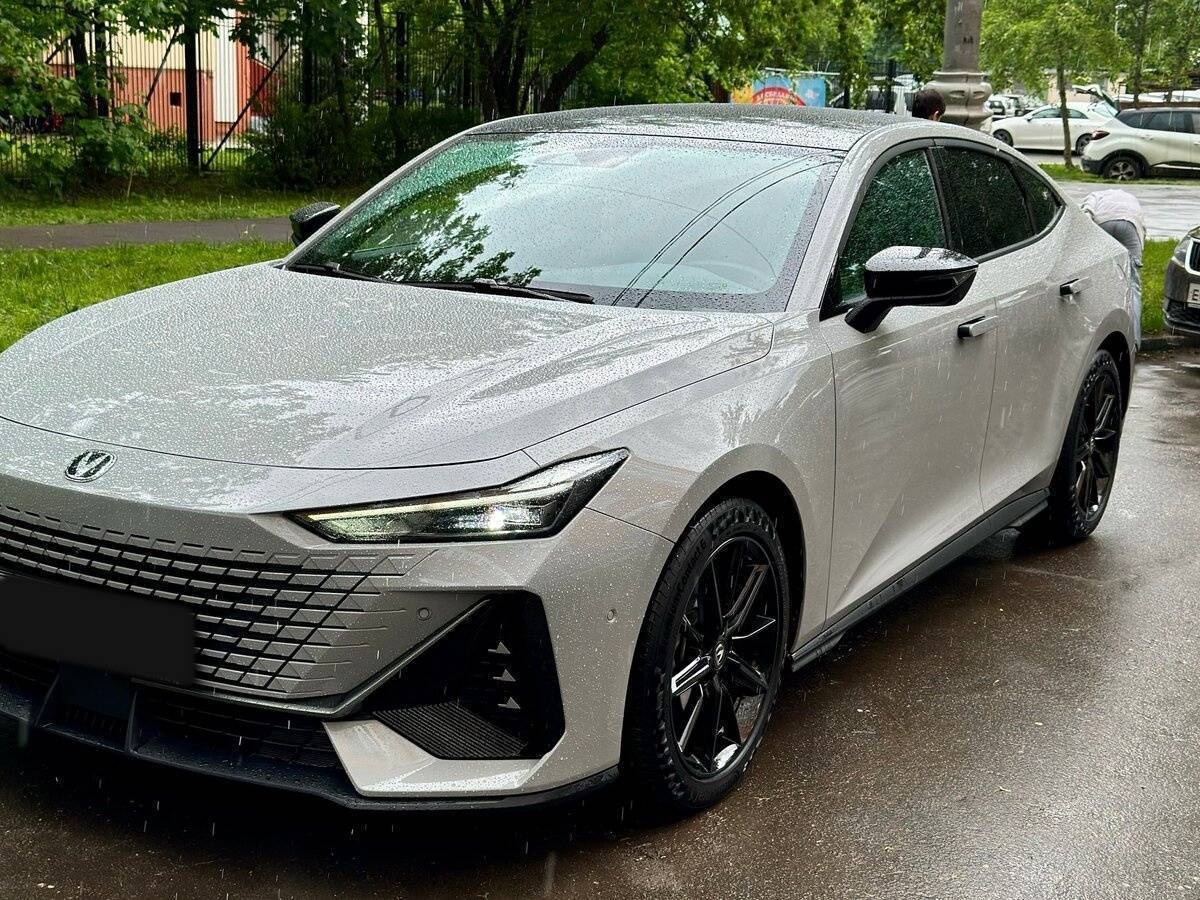 Changan UNI-V, 2024 Фото №15