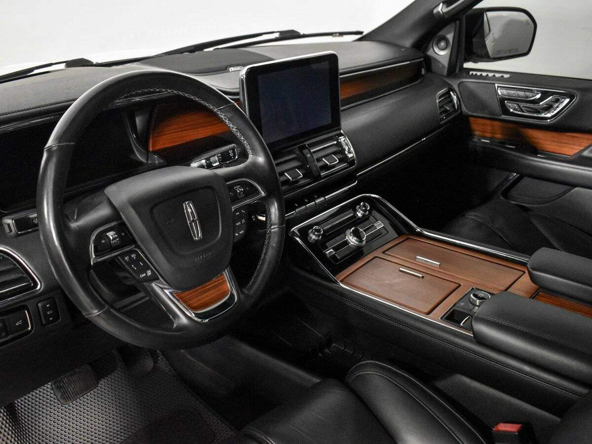 Lincoln Navigator L, 2018 Фото №9
