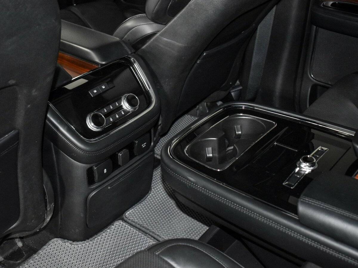 Lincoln Navigator L, 2018 Фото №12