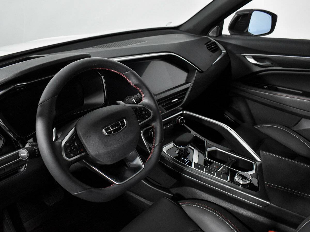 Geely Tugella, 2024 Фото №9