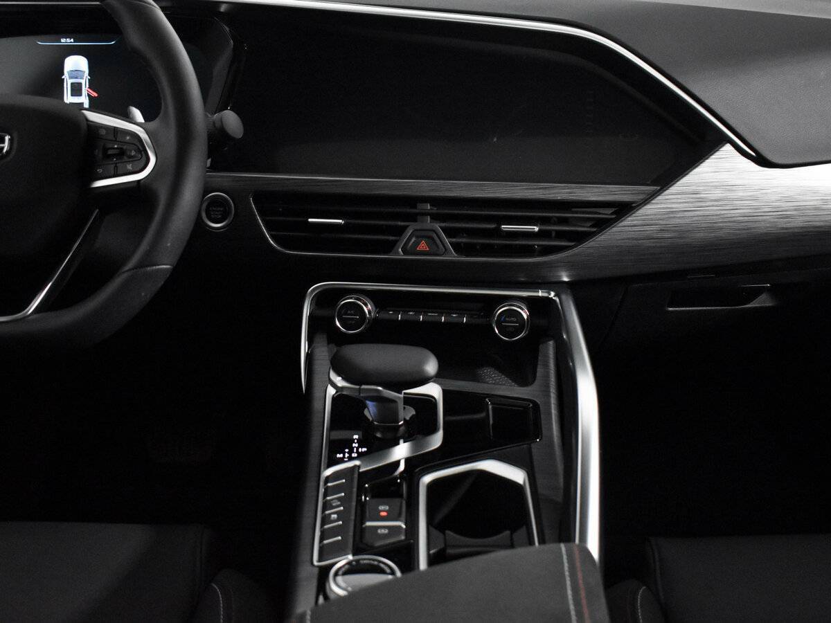 Geely Tugella, 2024 Фото №15