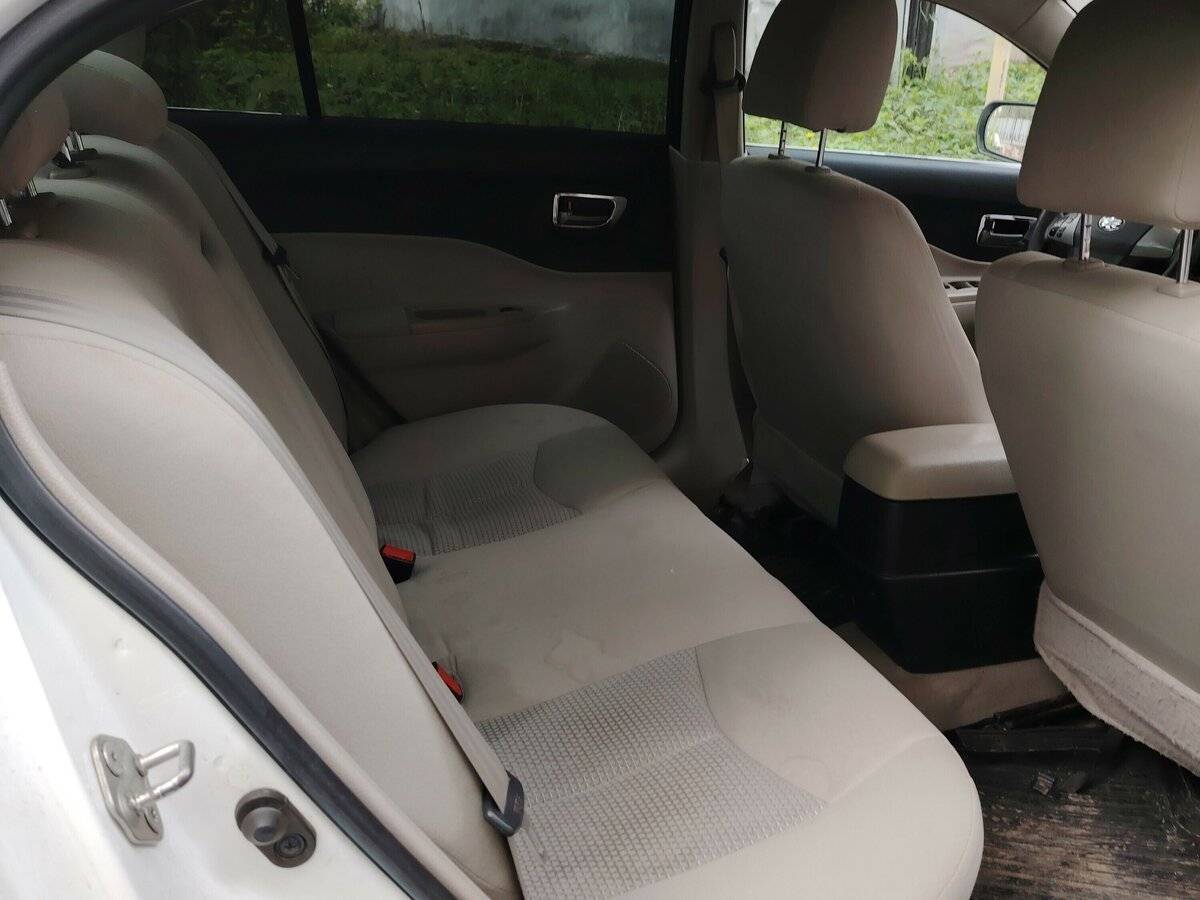 FAW Besturn B50, 2012 - 221 000 км. | Фото №6