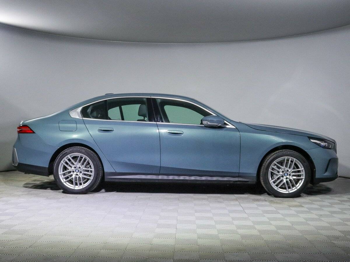 BMW 5 серии 530i xDrive, 2023 - 343 км. | Фото №4