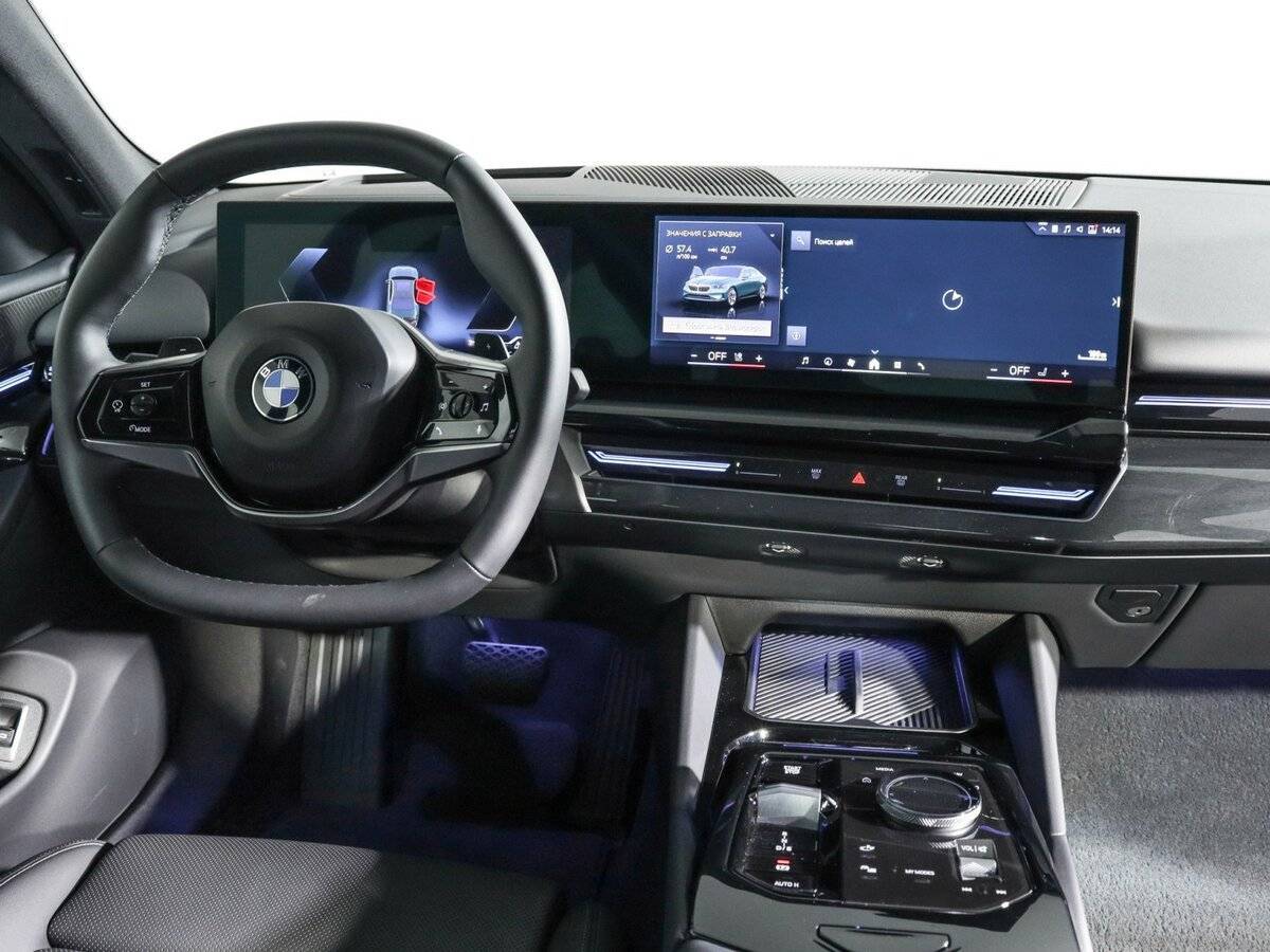 BMW 5 серии 530i xDrive, 2023 Фото №12