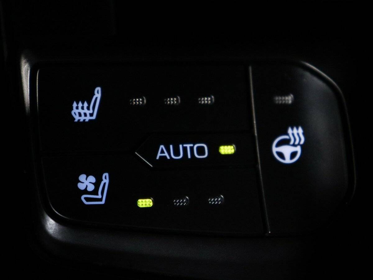 Toyota Land Cruiser, 2021 Фото №28