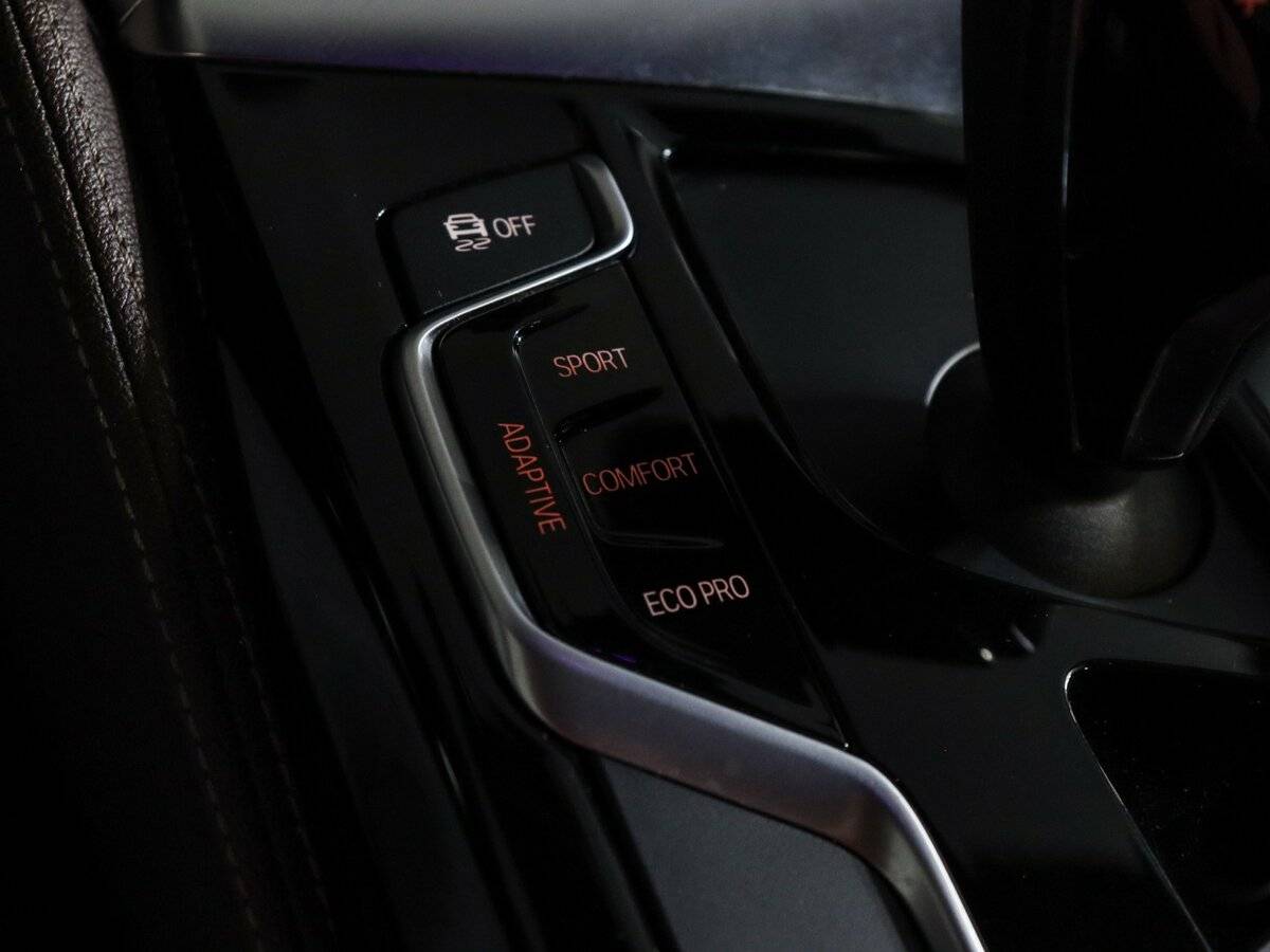 BMW 5 серии 530d xDrive, 2018 Фото №29