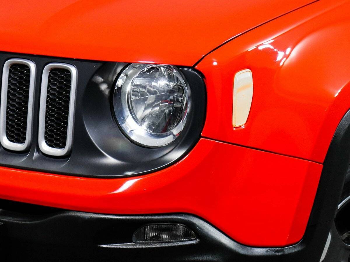 Jeep Renegade, 2018 Фото №16