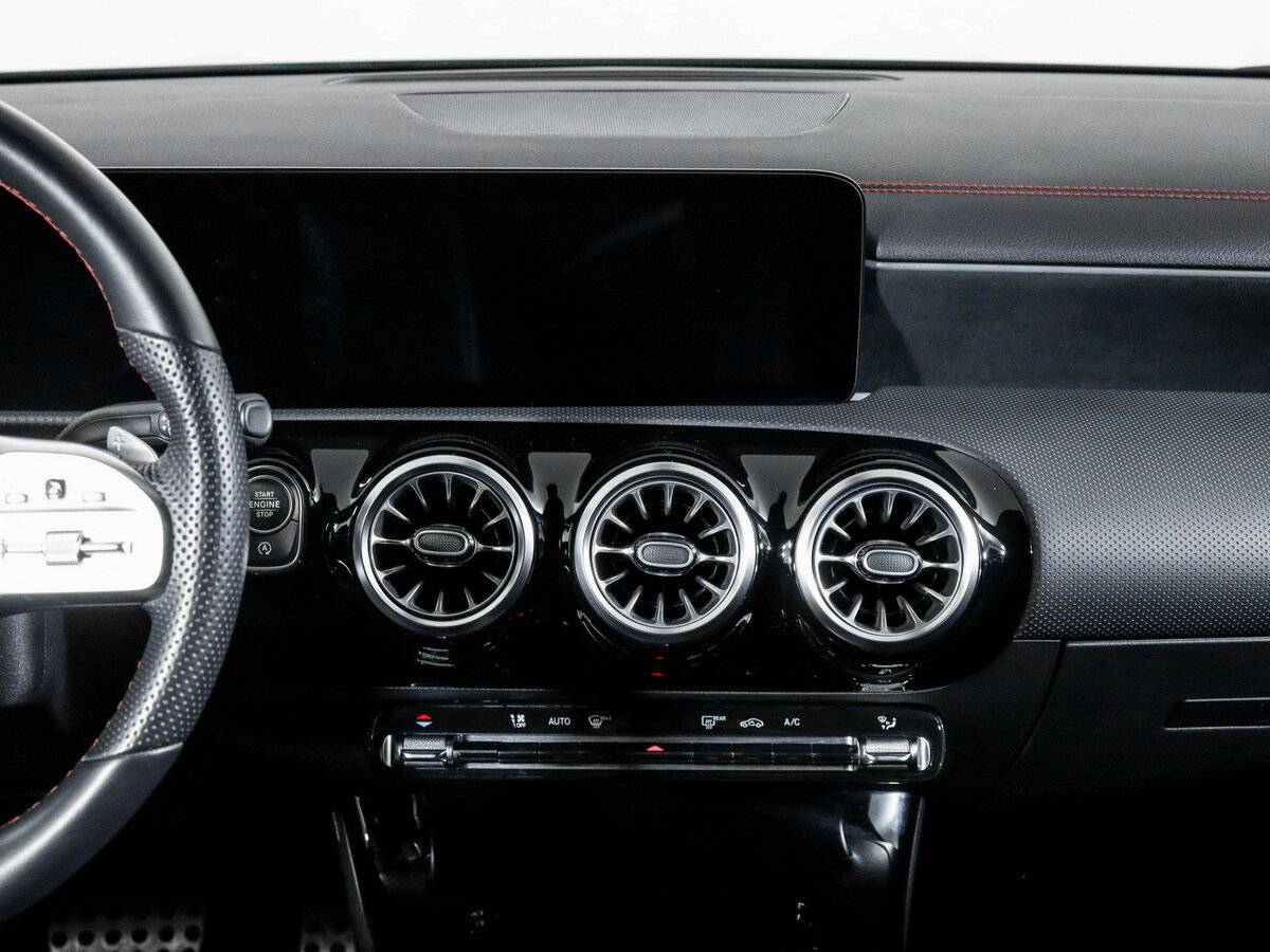 Mercedes-Benz CLA 200, 2021 Фото №13