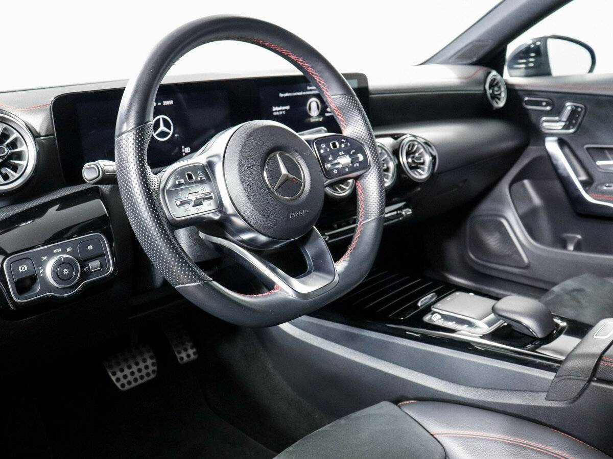 Mercedes-Benz CLA 200, 2021 Фото №14