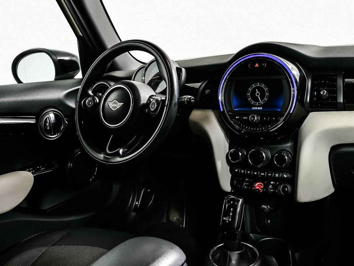 Mini Hatch Cooper, 2020 Фото №9
