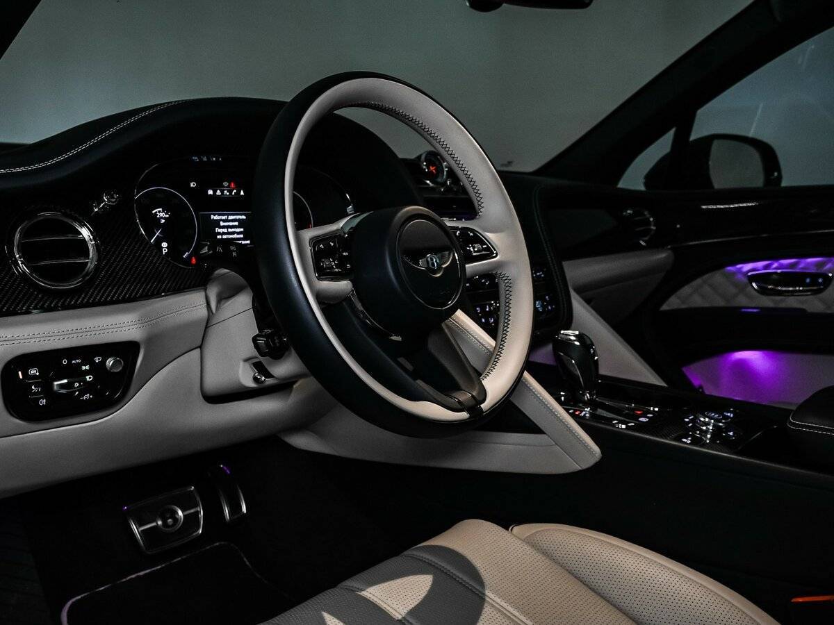 Bentley Bentayga, 2021 Фото №26