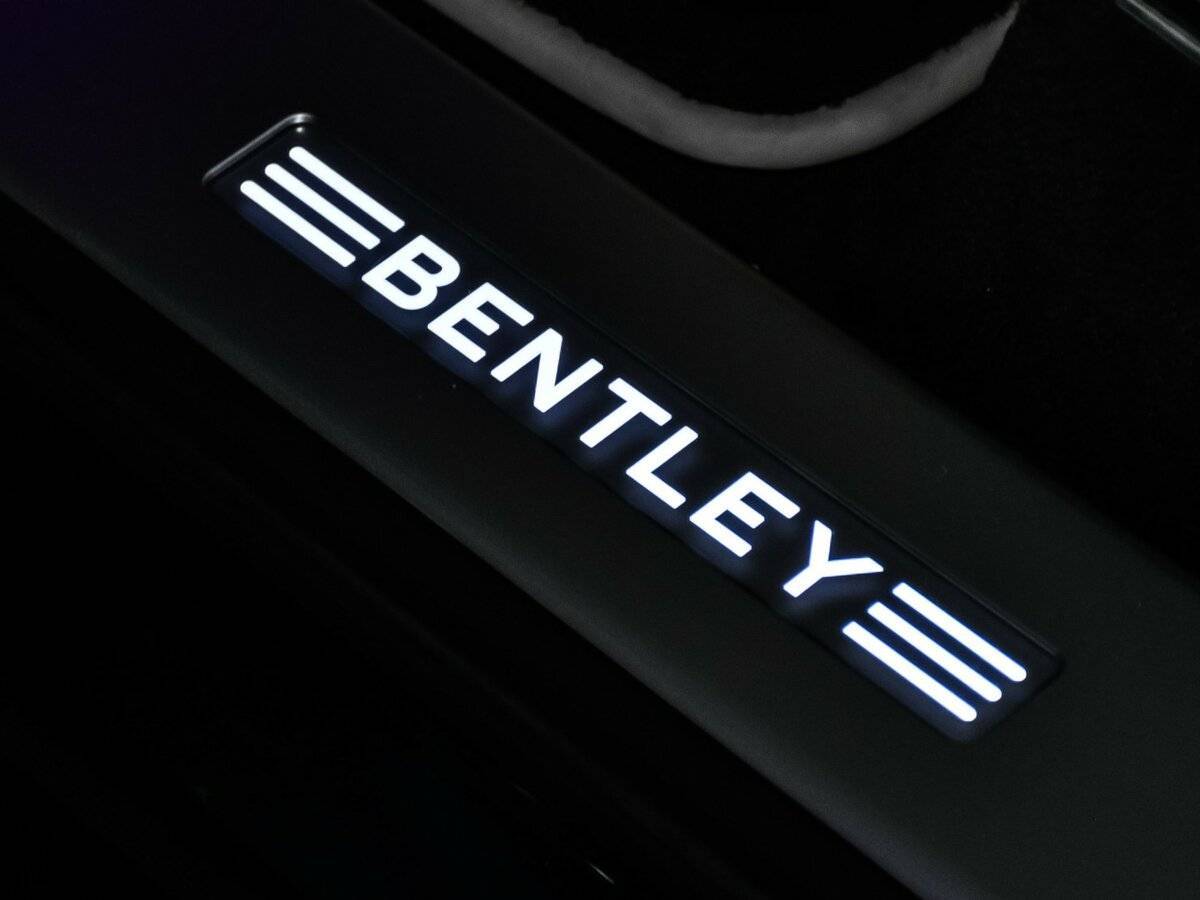 Bentley Bentayga, 2021 Фото №27