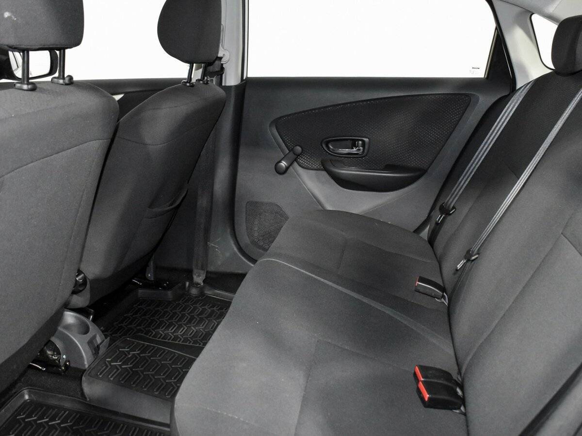 Nissan Almera, 2013 Фото №10