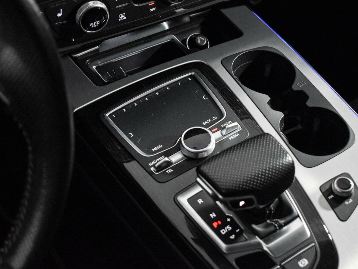 Audi Q7, 2016 Фото №18