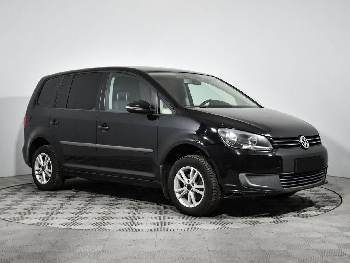 Volkswagen Touran, 2010 - 233 470 км. | Фото №3