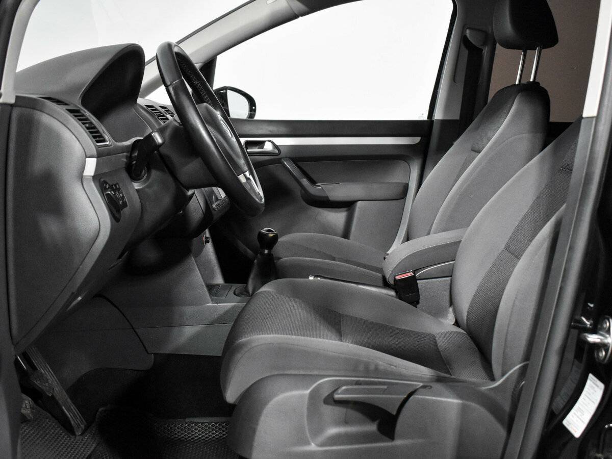 Volkswagen Touran, 2010 Фото №10