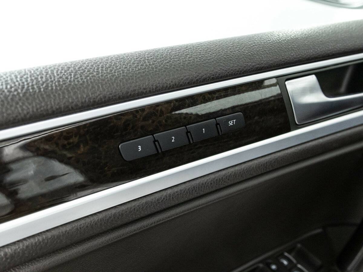 Volkswagen Touareg, 2013 Фото №18