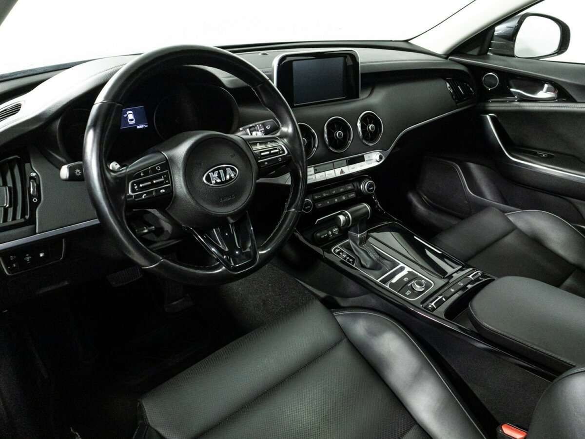 Kia Stinger, 2019 Фото №11