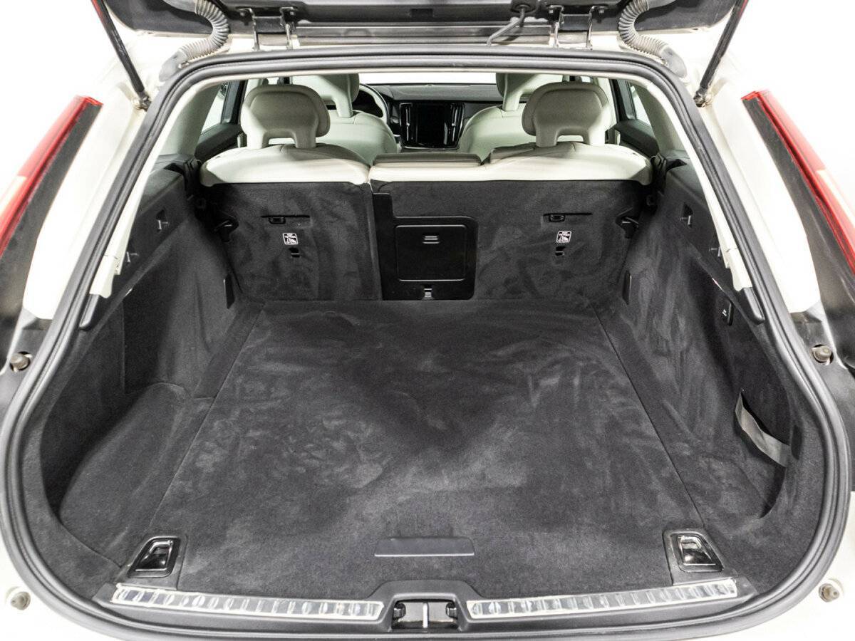 Volvo V90 Cross Country, 2017 Фото №15